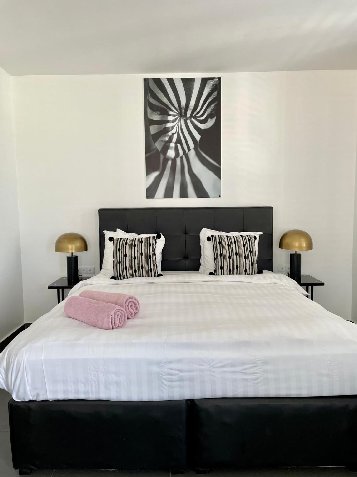 Saint Tropez Boutique Hotel Willemstad Room photo